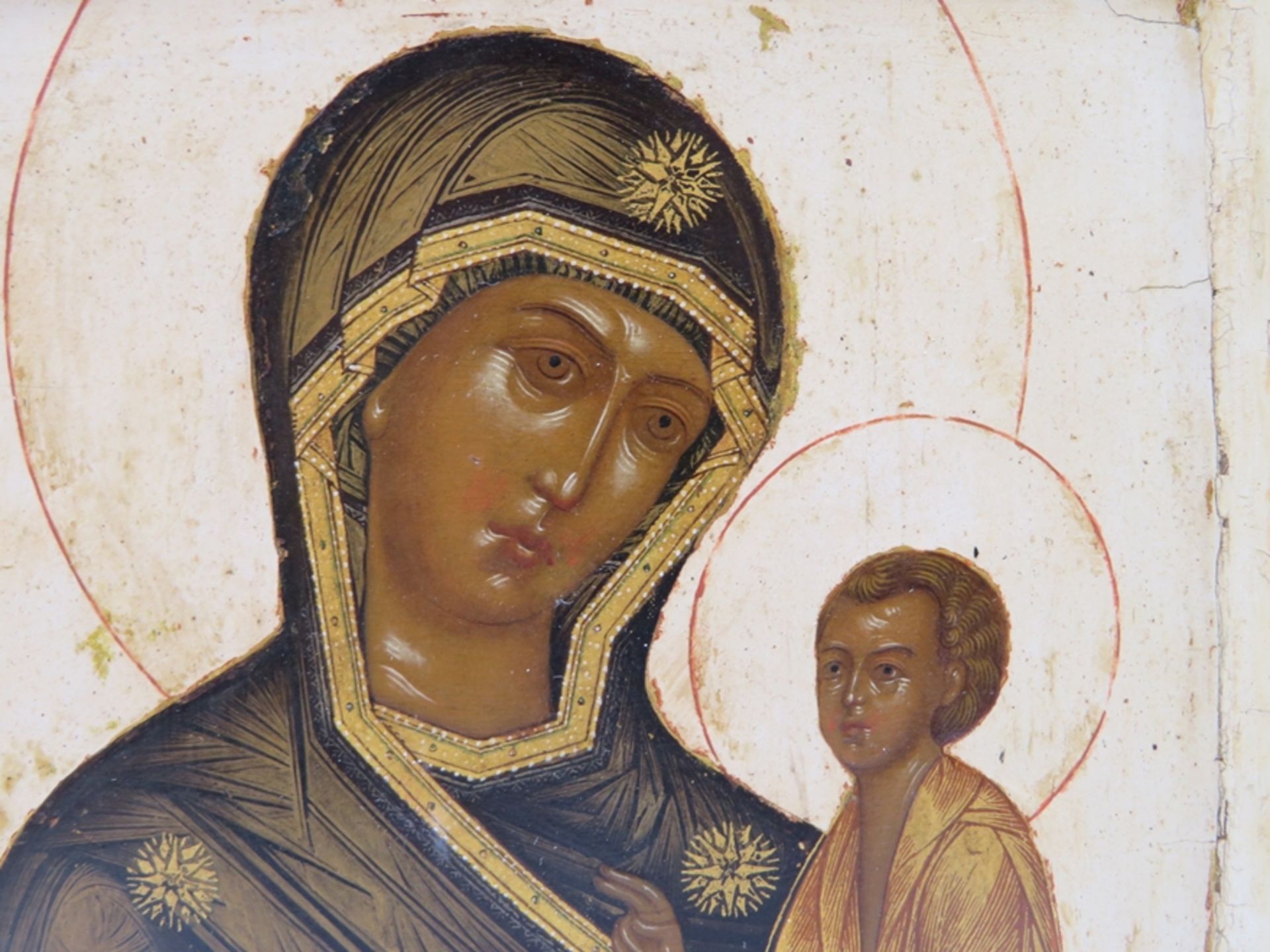 Ikone, Russland, 19. Jahrhundert, "Heilige Maria mit Kind", Eitemperamalerei, 27 x 23 cm. - Image 2 of 3