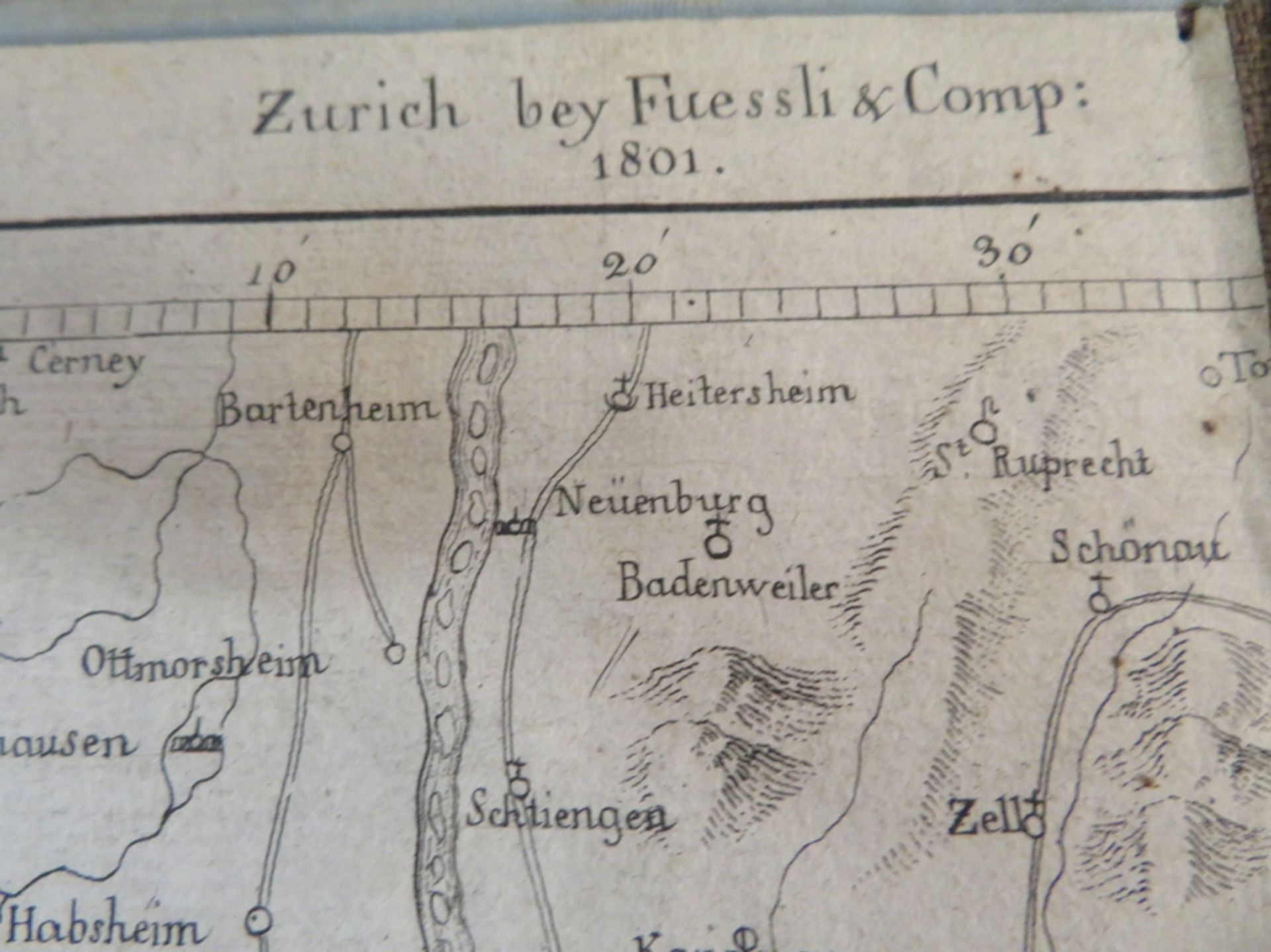 Falt-Landkarte, 19. Jahrhundert, "Helvetia", Zurich bey Fuessli & Comp., 1801, 51 x 70 cm, o.R. - Bild 2 aus 2