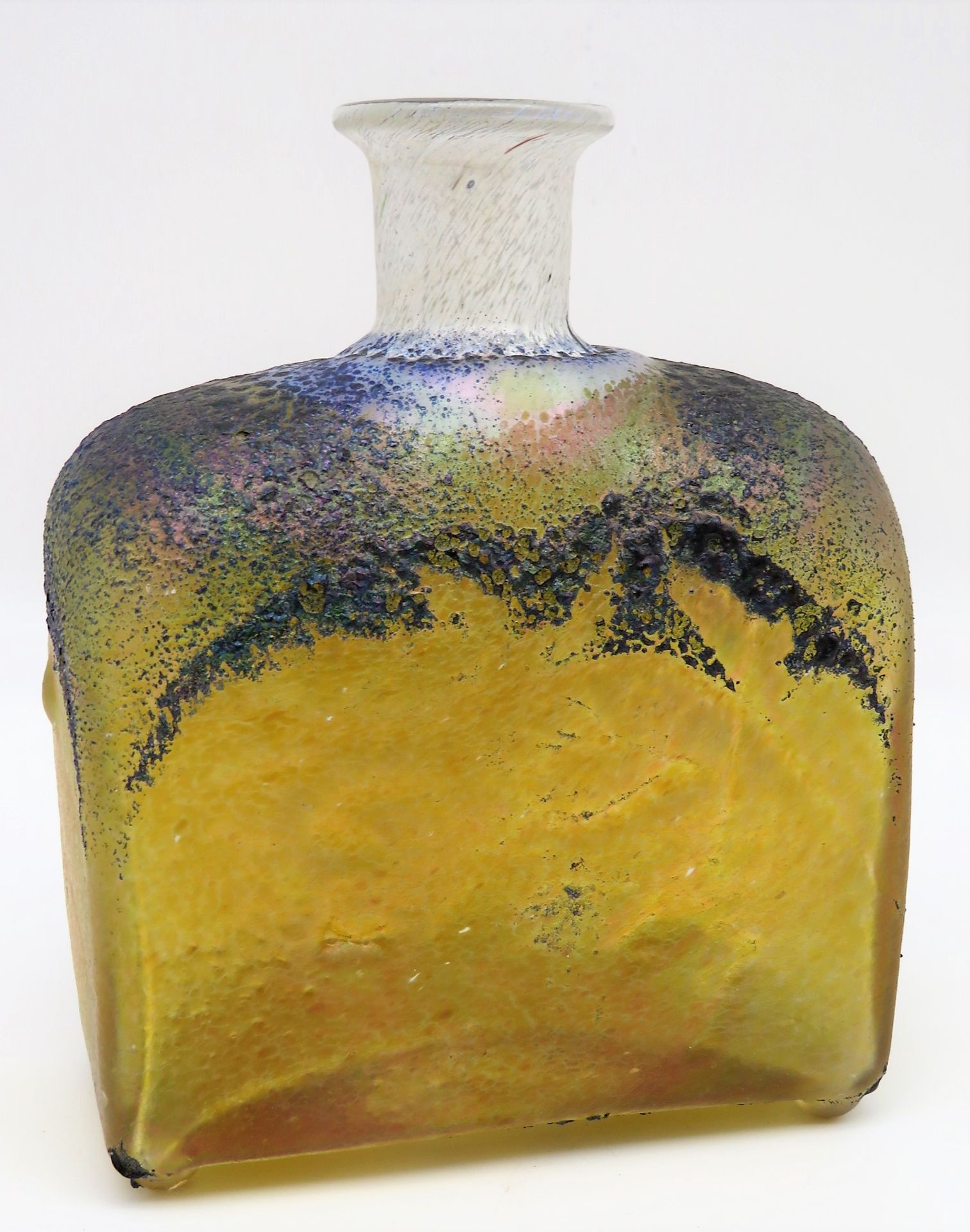 Designer Flasche, Schweden, Kosta Boda, Entwurf Bertil Vallien, wohl Serie Volcano, 1980er Jahre, G