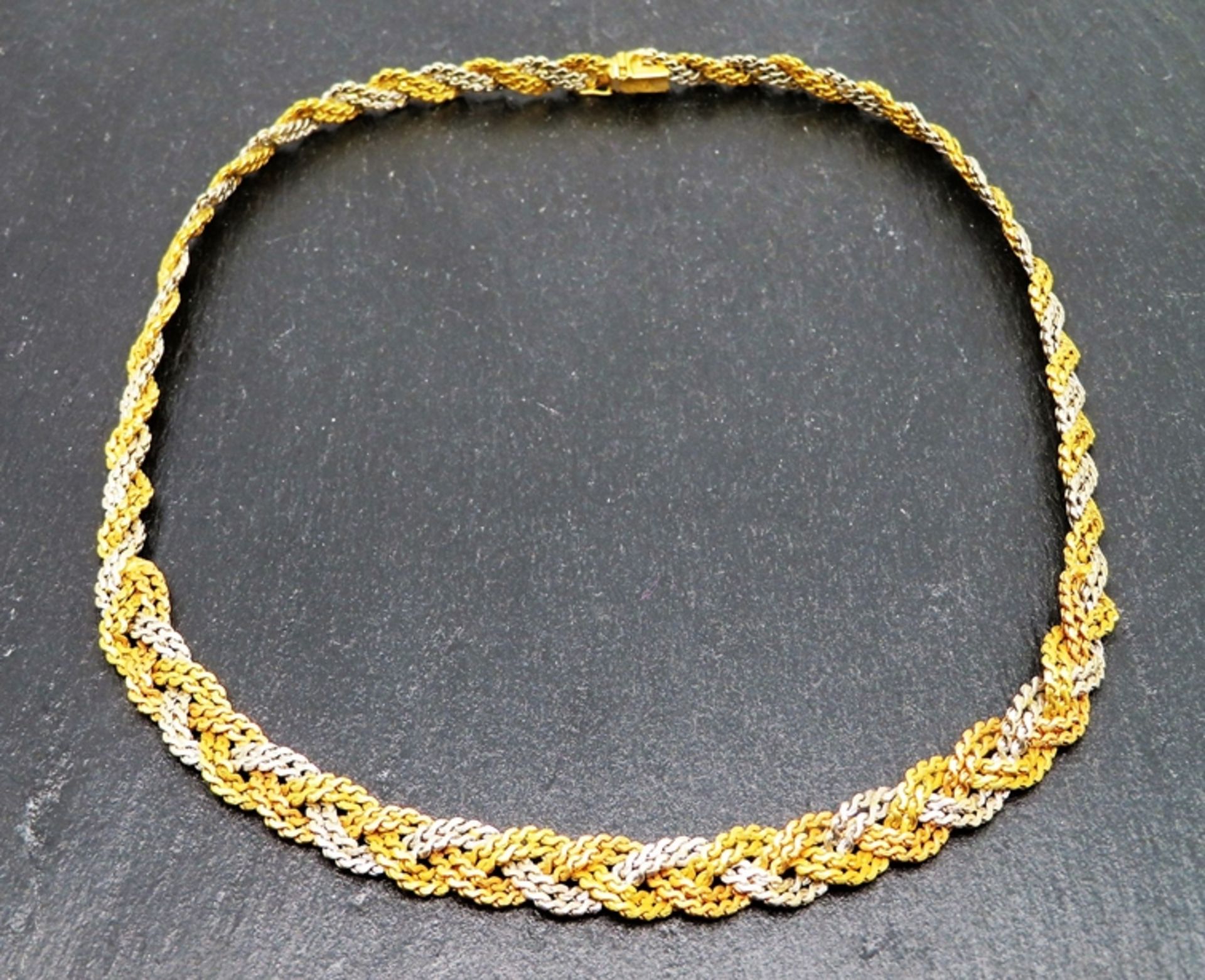 Außergewöhnliches Designer Collier, Flechtarbeit, Gelb- und Weißgold 750/000, gepunzt, 53,12 g, ca.