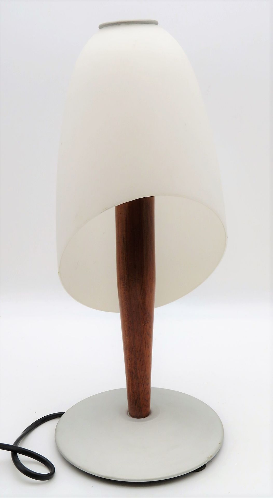 Design Tischlampe, Artemide, Entwurf Jean Marie Valery, Modell Arpasia Notte, mattierter Glasschirm