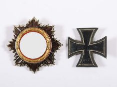 ZWEI AUSZEICHNUNGEN, Deutsches Kreuz