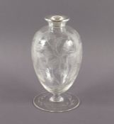 VASE, farbloses Glas, beschliffen,