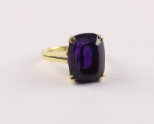 AMETHYST-RING, 750/ooo Gelbgold,