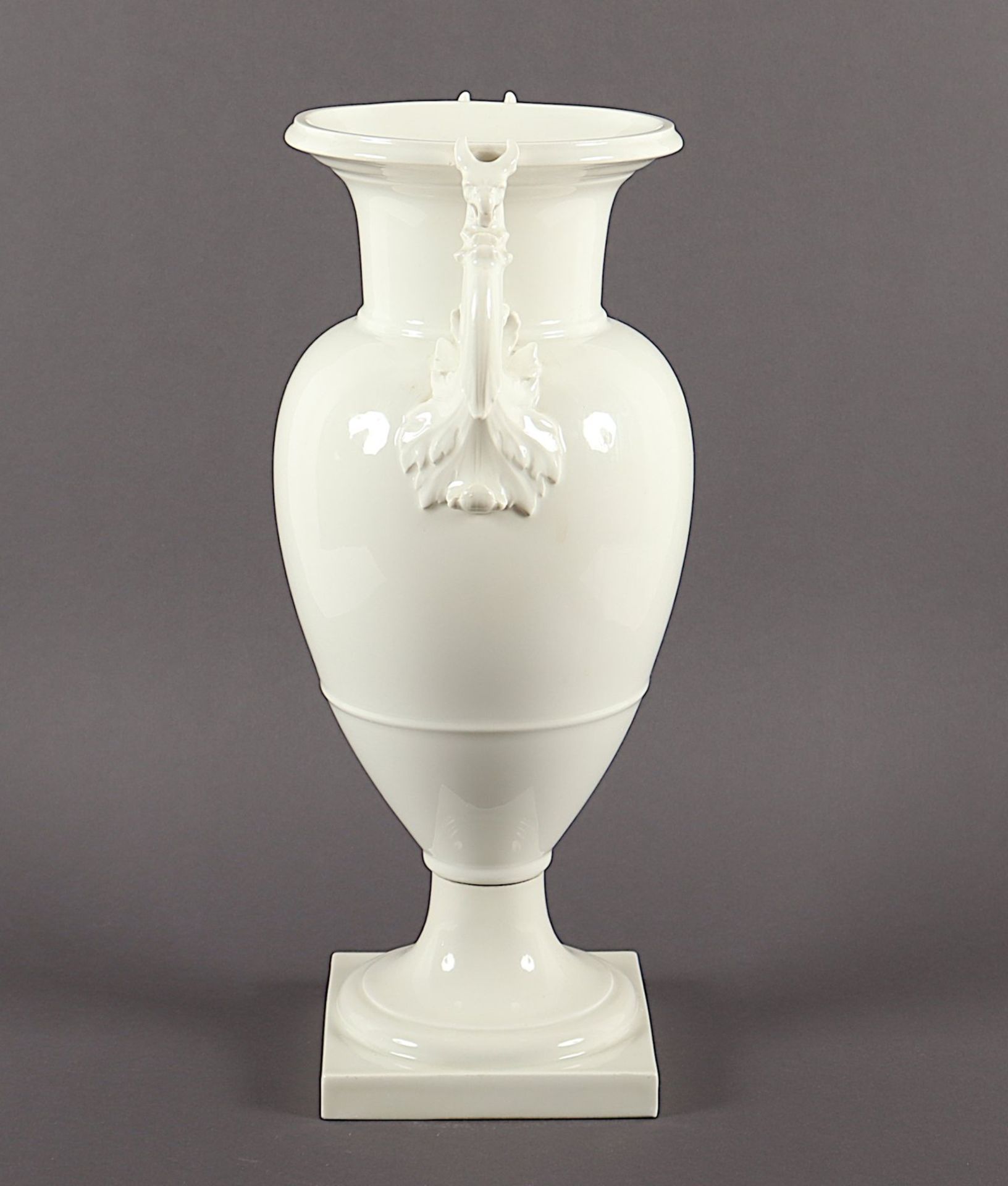 AMPHORENVASE, sog. Französische Vase, - Bild 2 aus 3