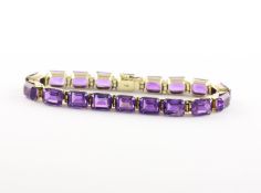 AMETHYST-ARMBAND, 585/ooo Gelbgold,