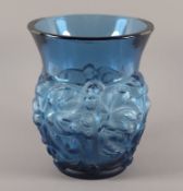 GROSSE VASE, blau getöntes Glas, am