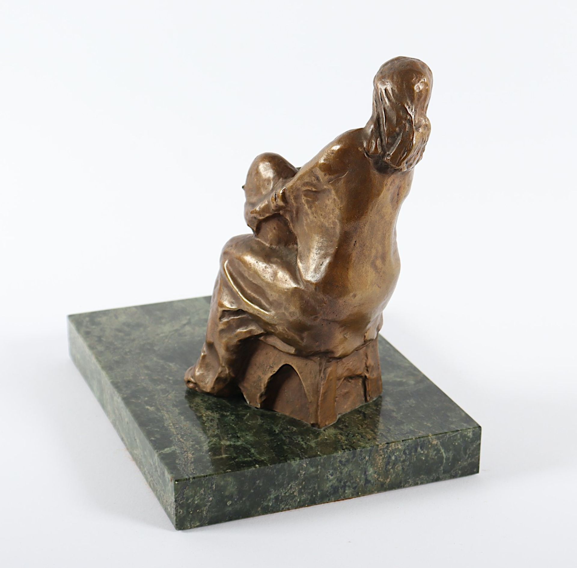 VARGA, Imre, "Brot gebend", Bronze, H - Bild 4 aus 6