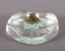 PAPERWEIGHT "FROSCH", farbloses Glas