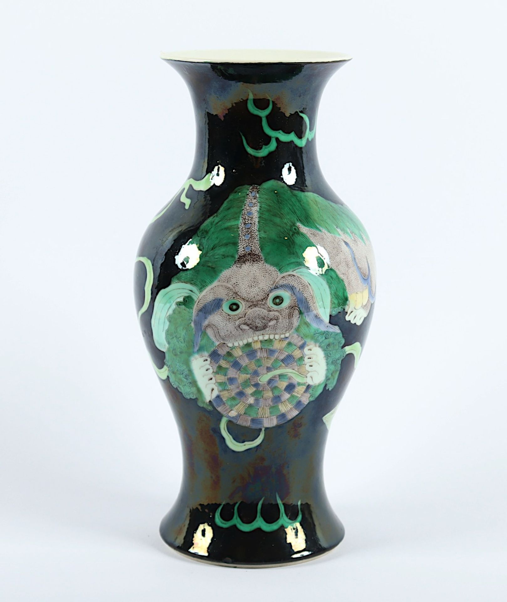 FAMILLE NOIR-VASE, Porzellan, auf der