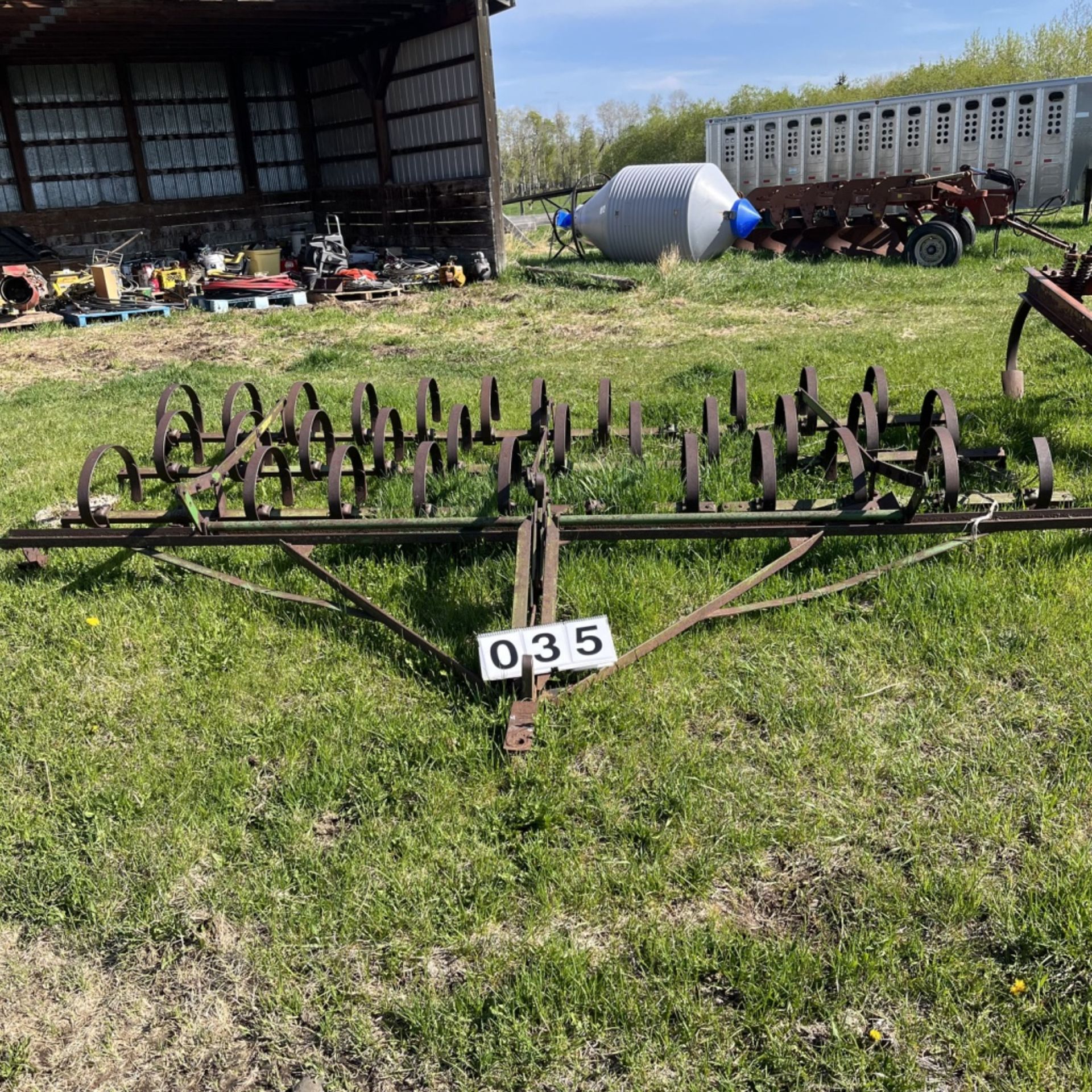 John Deere spring Harrow - Image 3 of 3