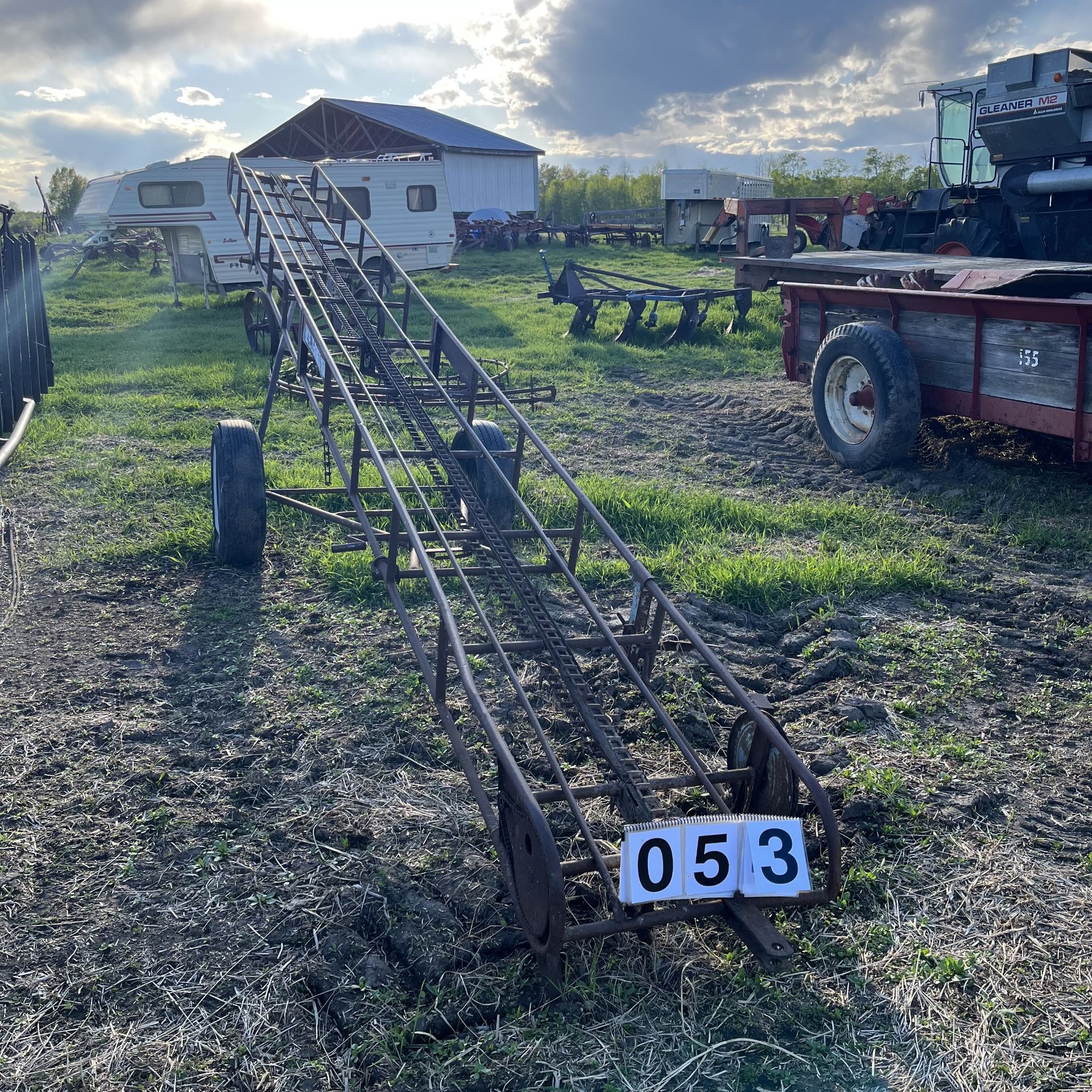 Malco Bale elevator