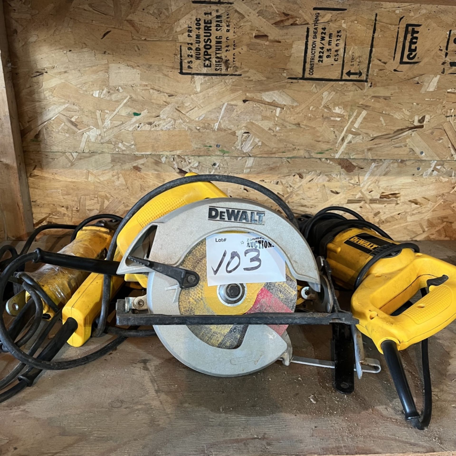 4 Dewalt Tools