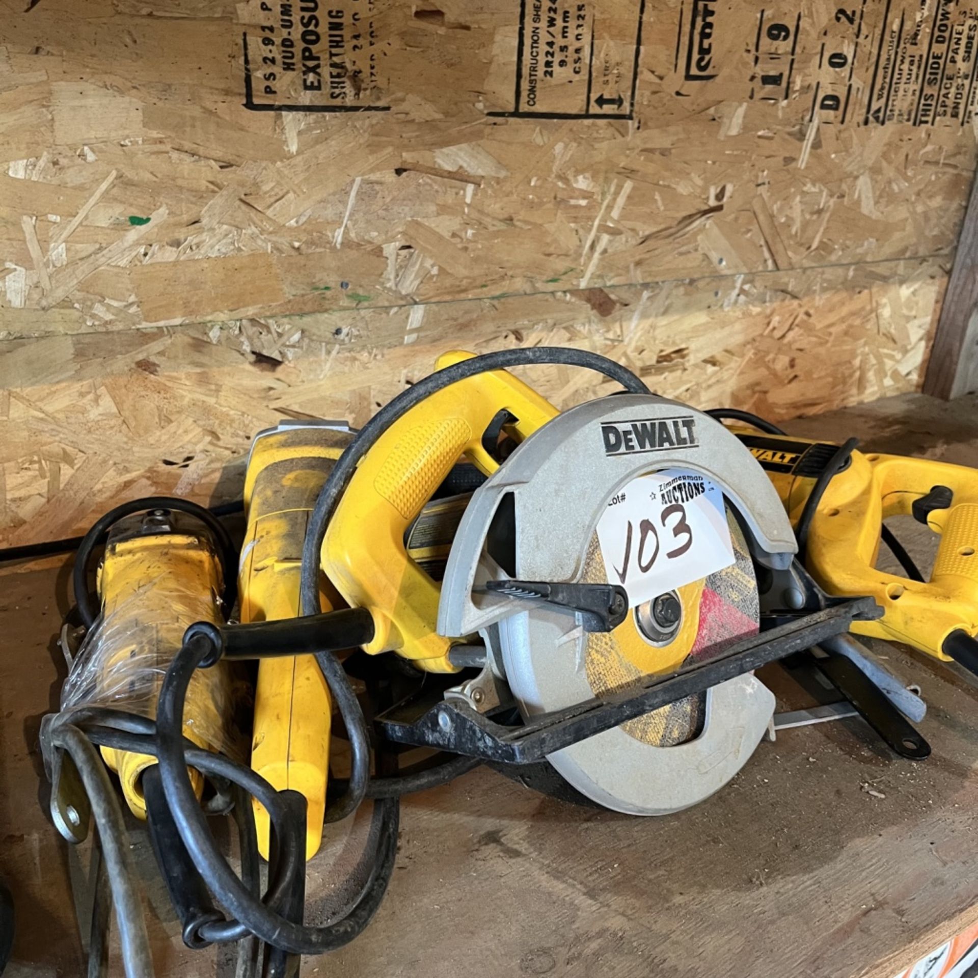 4 Dewalt Tools - Image 2 of 2