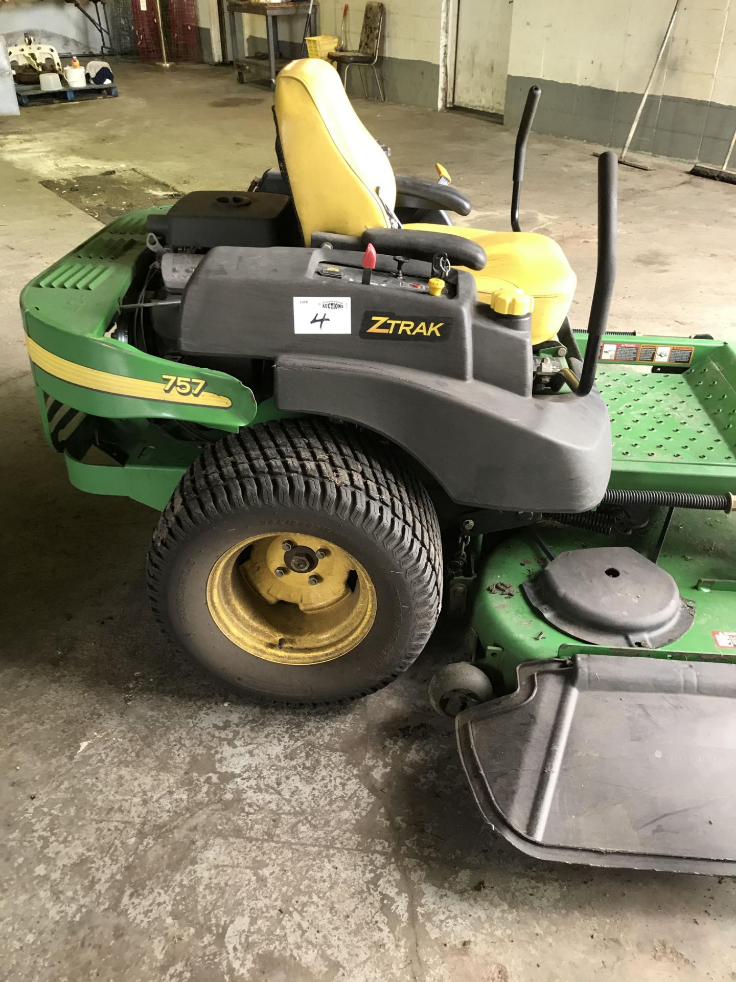 JD Z Track 757 60" Front Mount Mower - 25 HP Gas Motor (sn: TC0757B012898), 843 Hours at Listing - Image 2 of 5