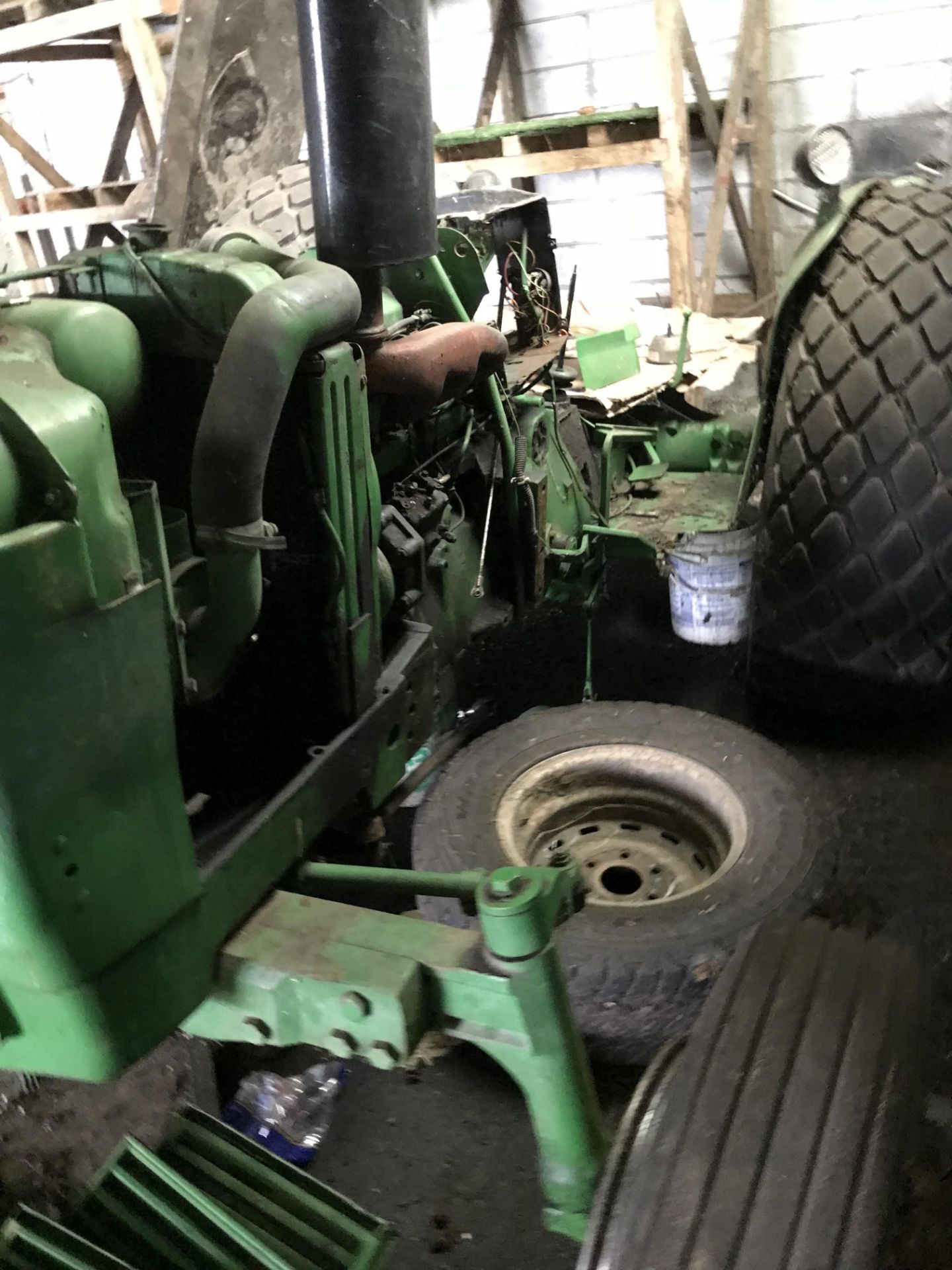 JD 1120 Tractor - For Parts (sn: 126146) - Image 2 of 4