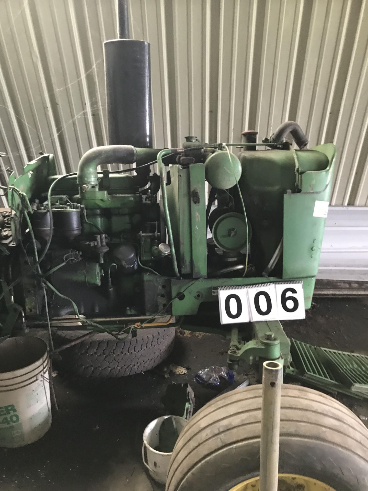 JD 1120 Tractor - For Parts (sn: 126146) - Image 4 of 4