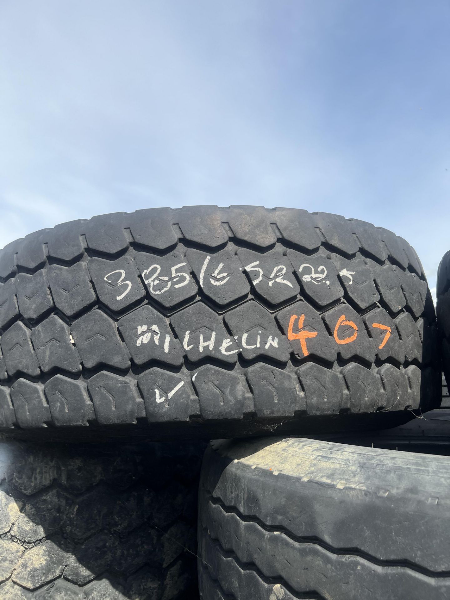 TRUCK_MICHELIN 385/65R22.5 - Image 3 of 3