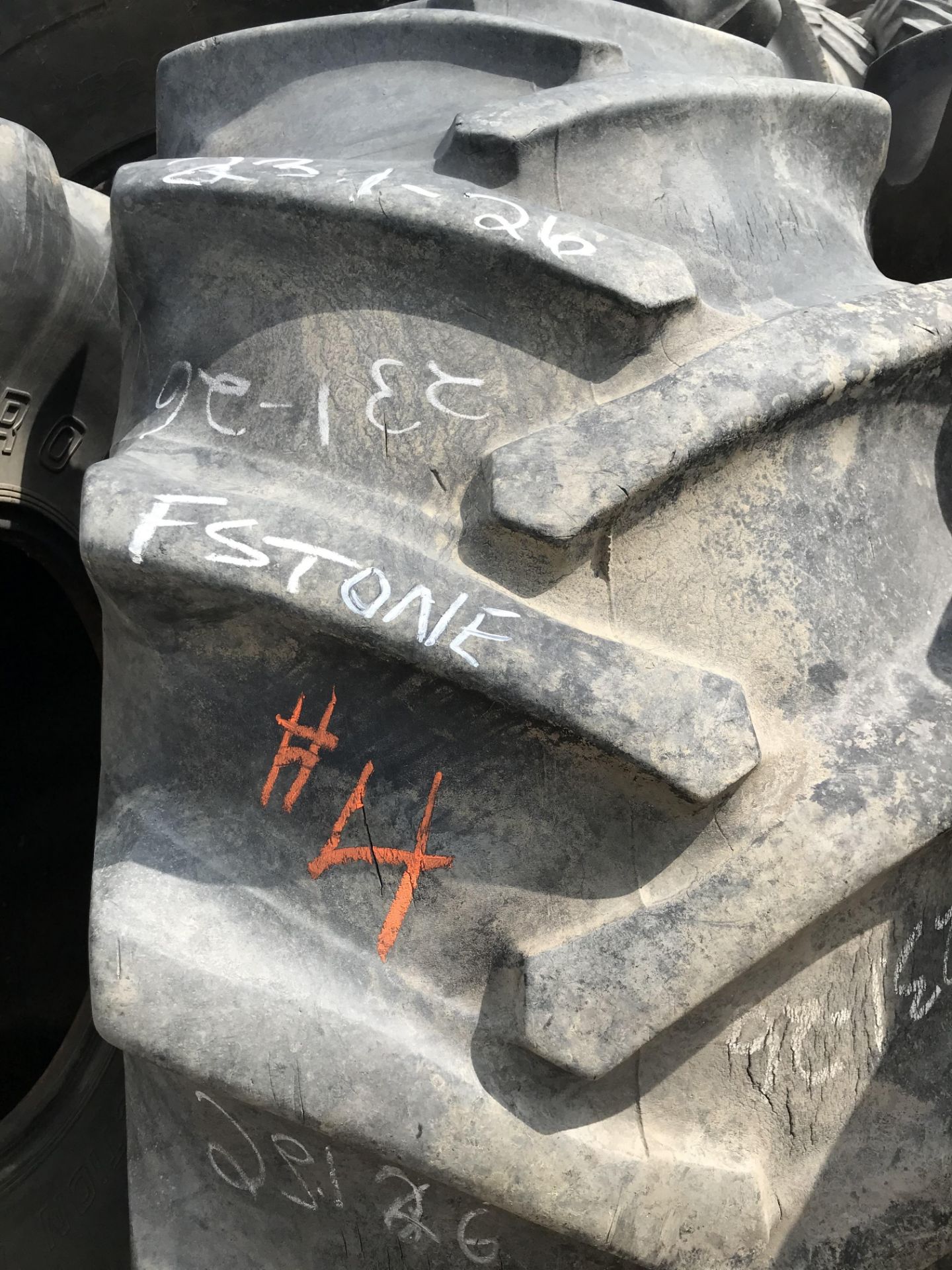 TRACTOR_FIRESTONE 23.1-26