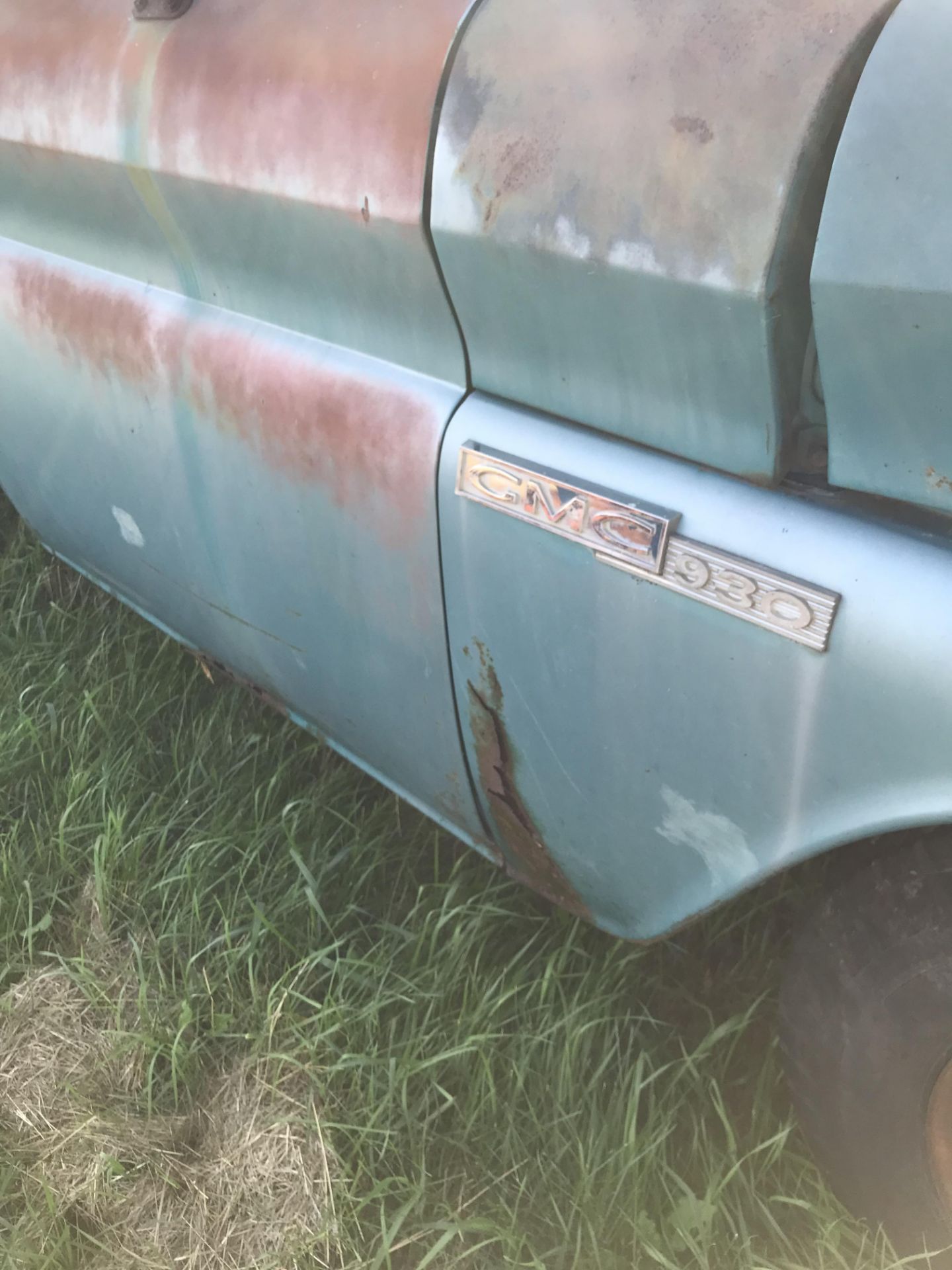 1968 GMC 930 1 TON, GREEN, 40 K MILES, SNIC93603604976B - Image 6 of 9