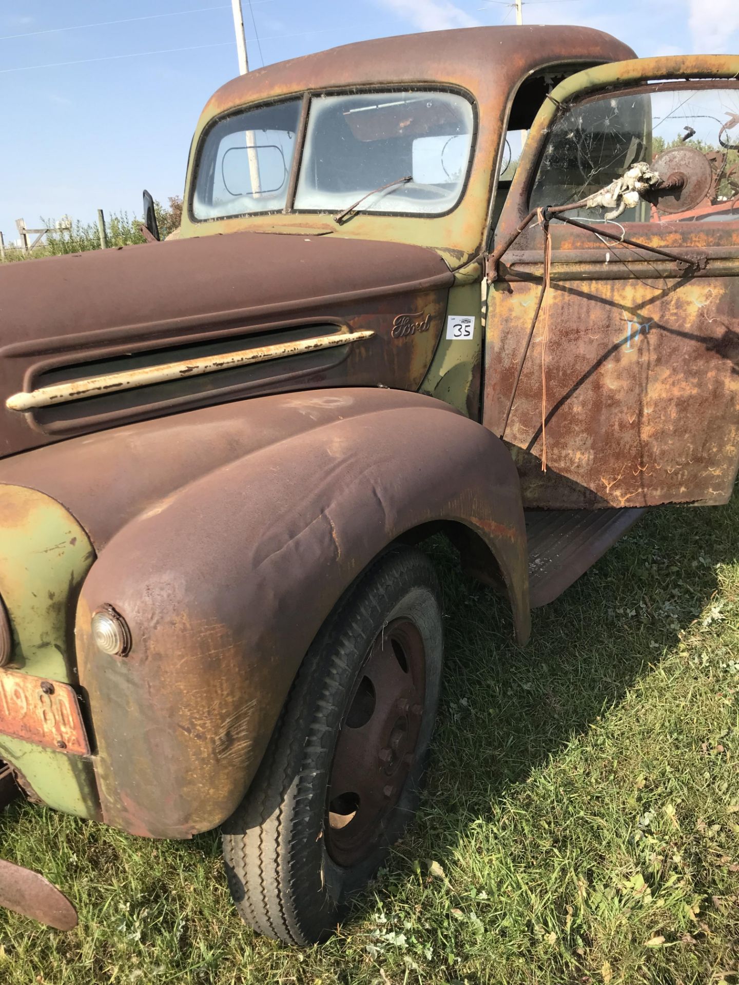 1947 Ford truck 1.5 ton brown, 67162 miles, sn:250??7734