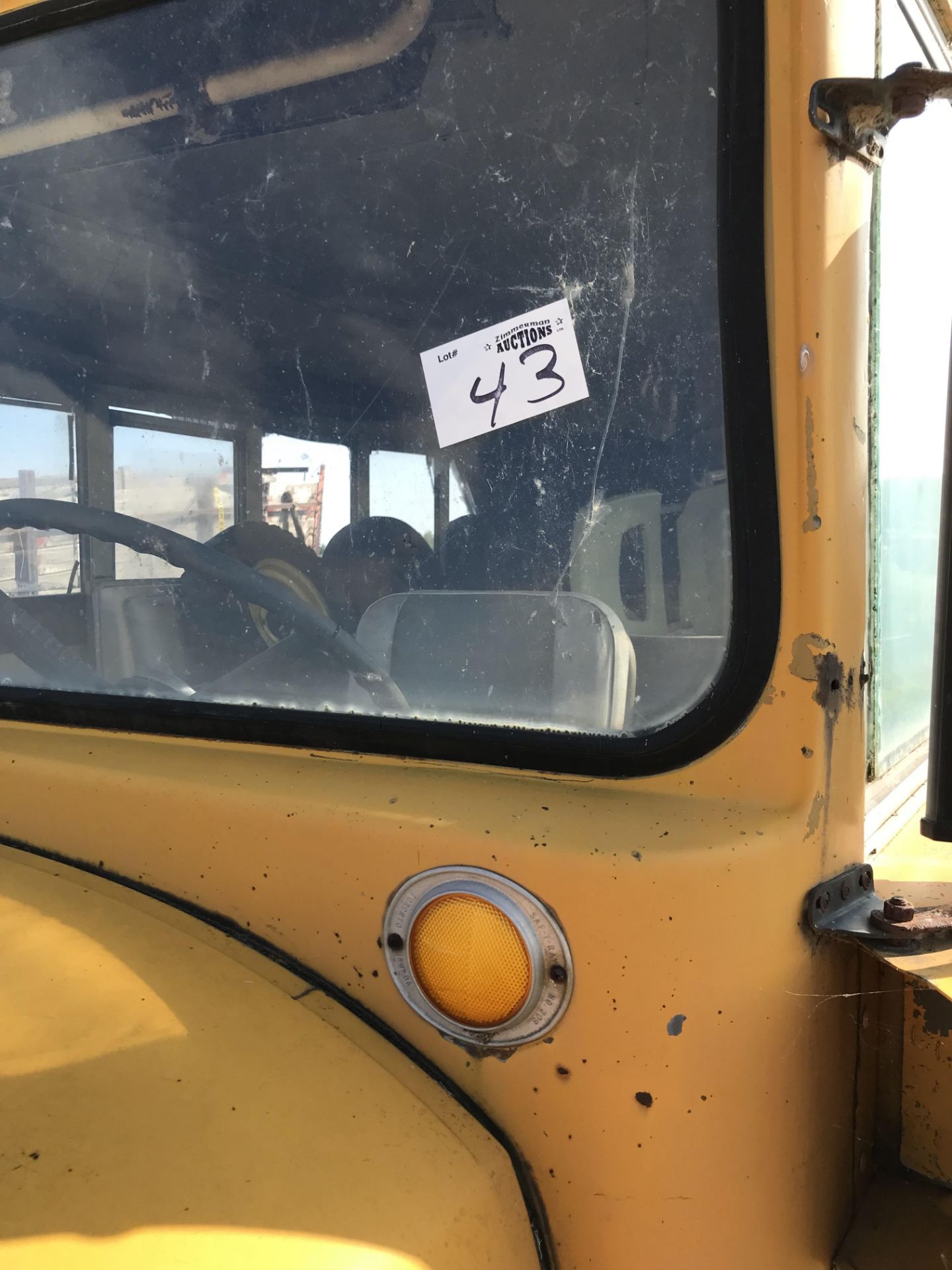 Ford 600 school bus for parts, 6195 miles