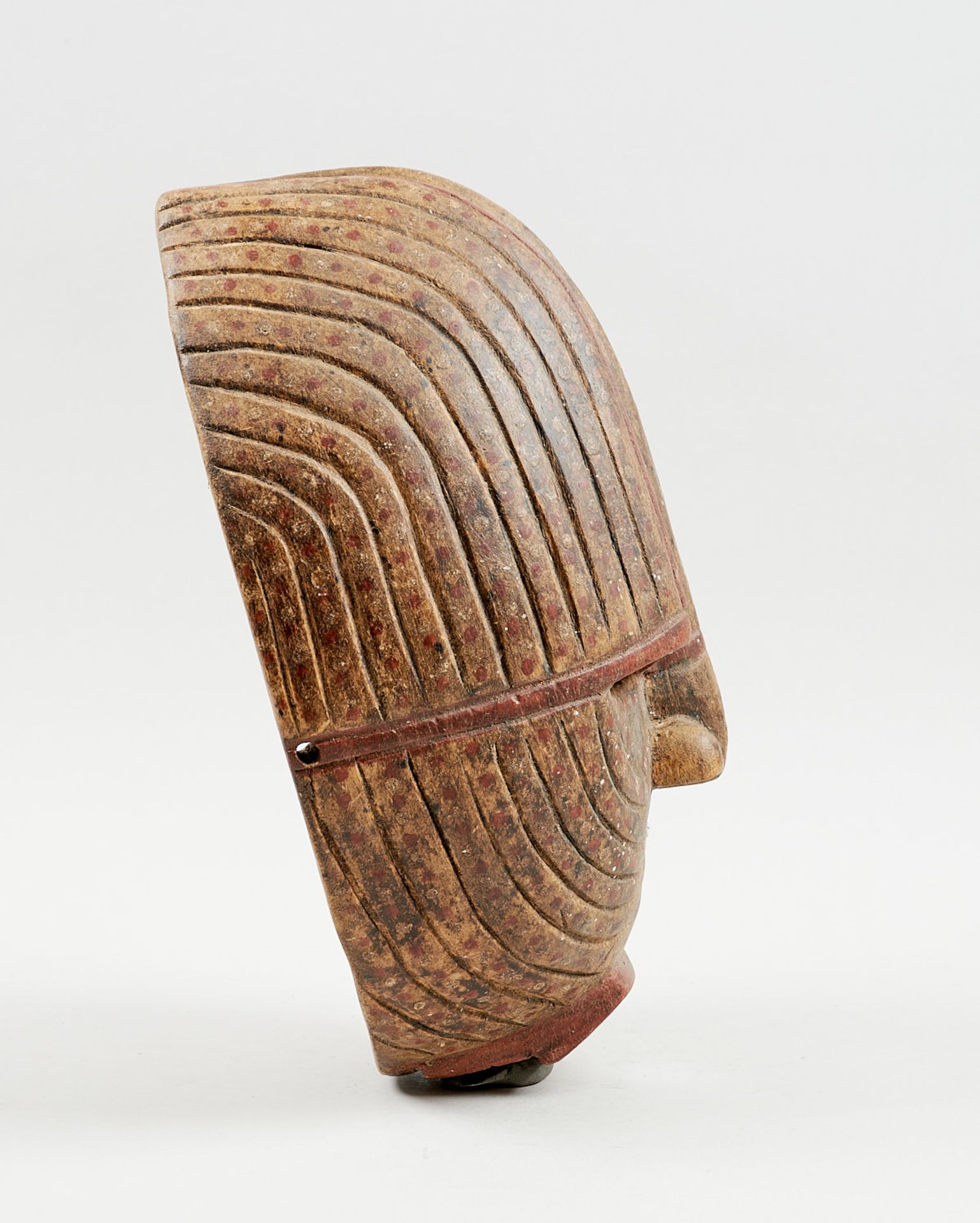 Kunsthandwerk - Afrika - Kifwebe-Maske der Luba. - Holz, polychrom bemalt. - Image 5 of 6