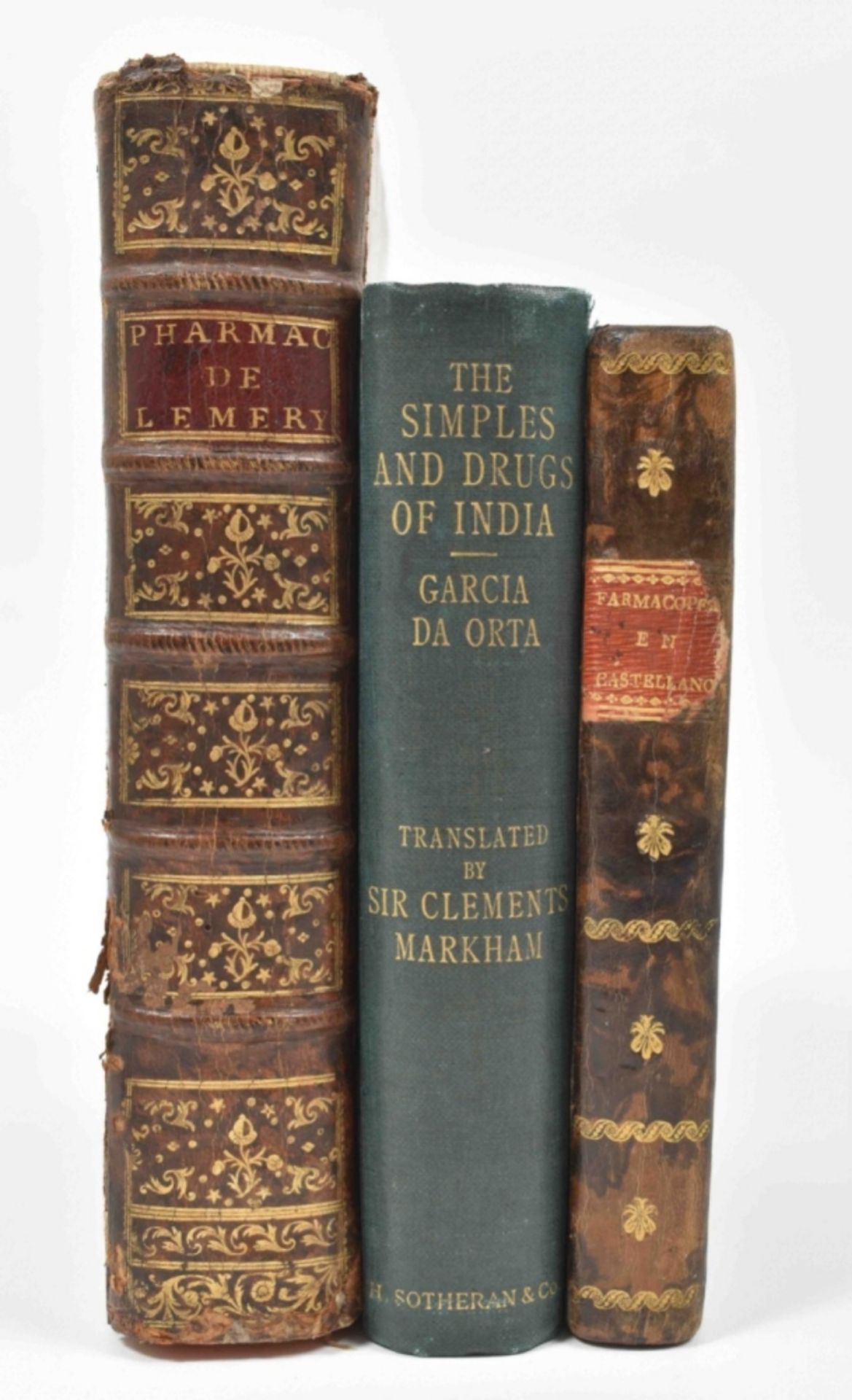 Three titles in various languages: Garcia da Orta