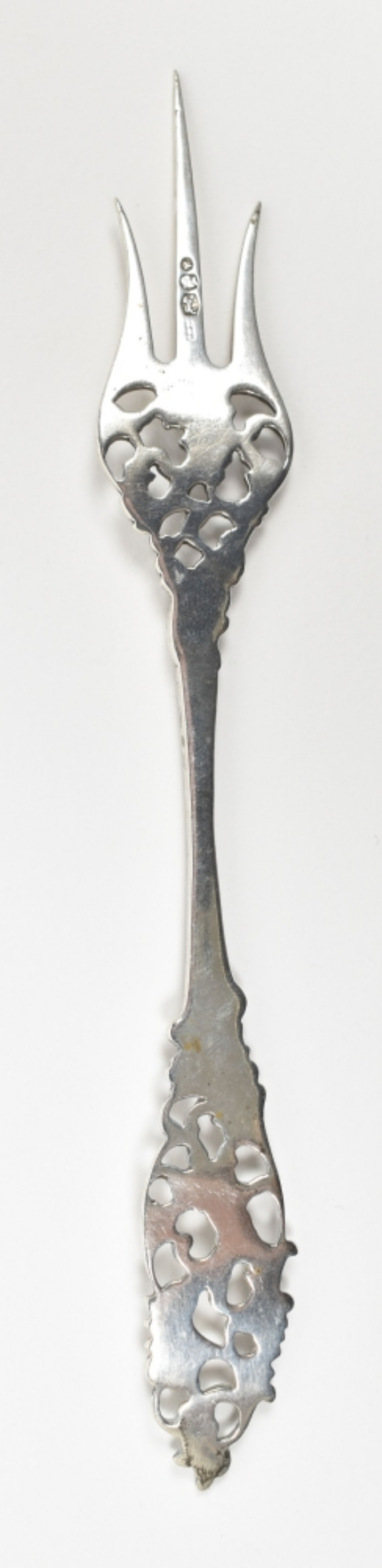 Three items: Cheese slicer with silver handle - Image 4 of 9