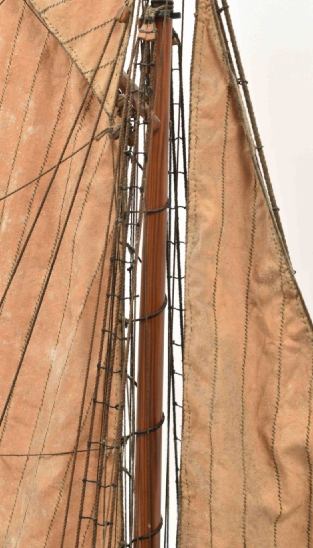 Historic model of Dutch poon ship - Bild 5 aus 9