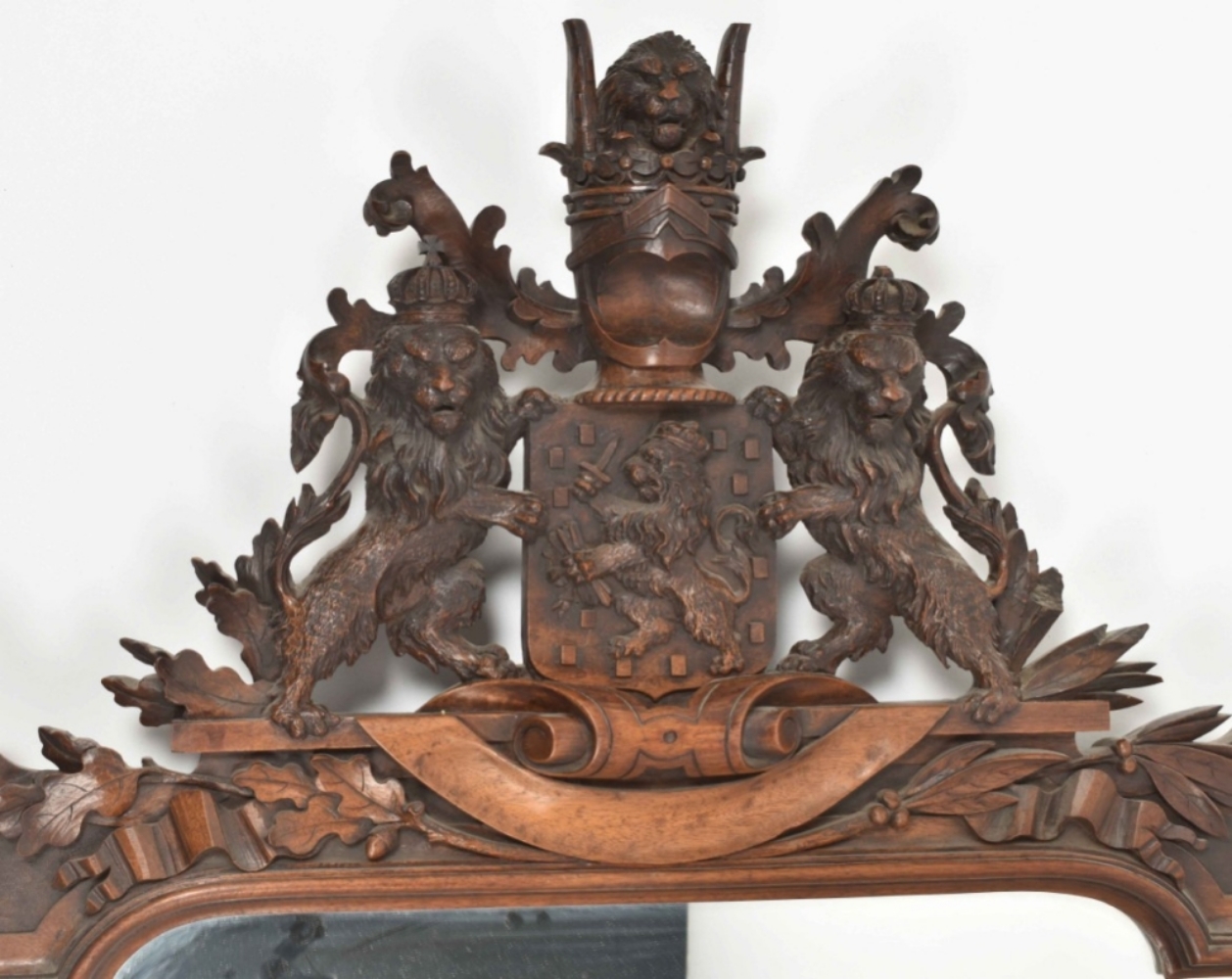Mirror in ornamental carved oak frame - Image 2 of 5