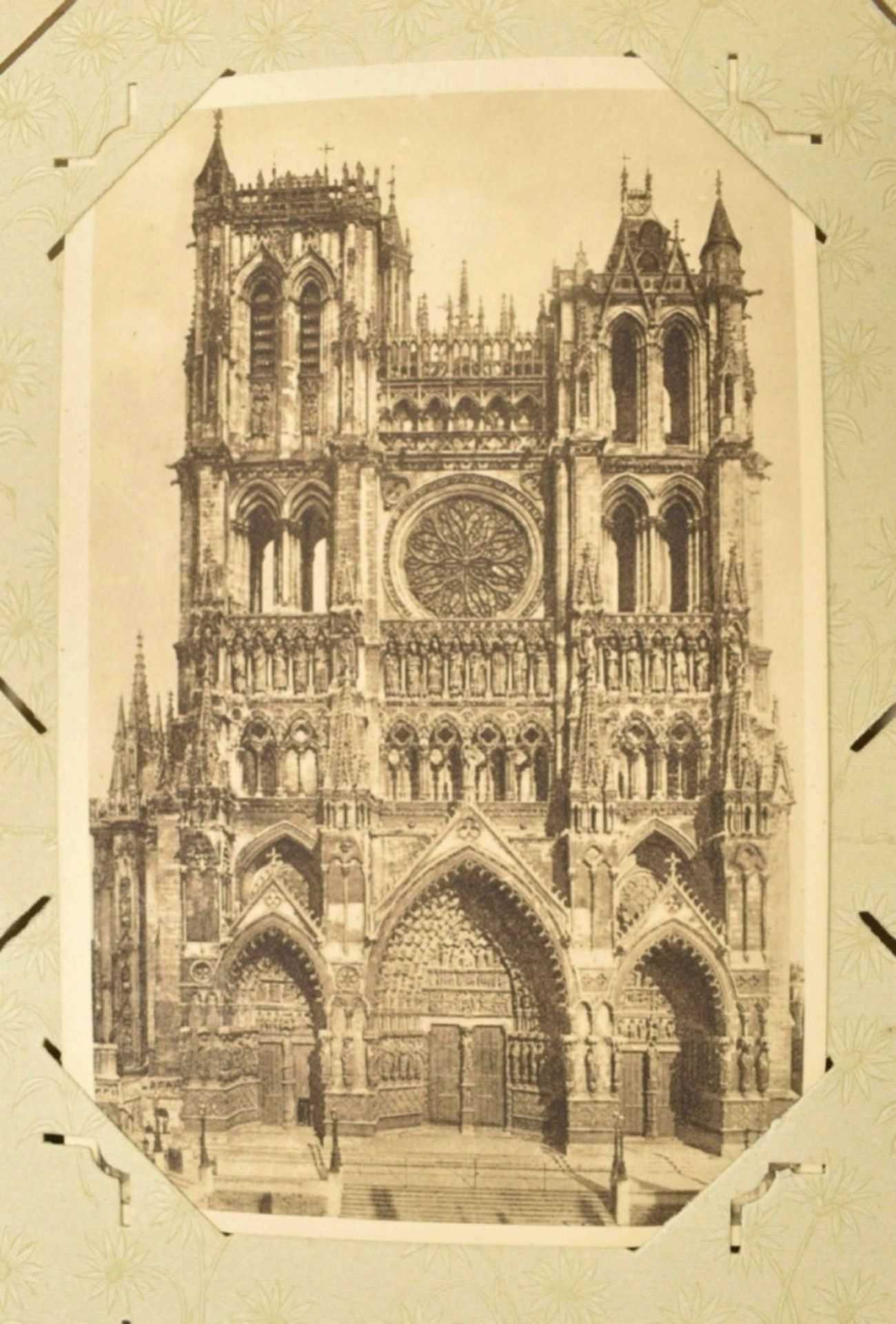 Album containing 223 French picture postcards - Image 7 of 8