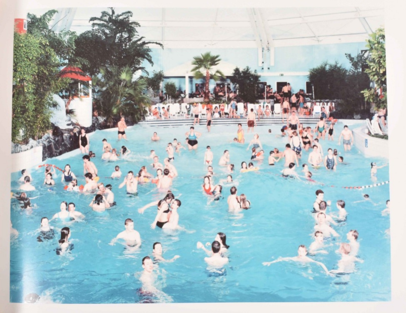 Massimo Vitali. Swimming Pools