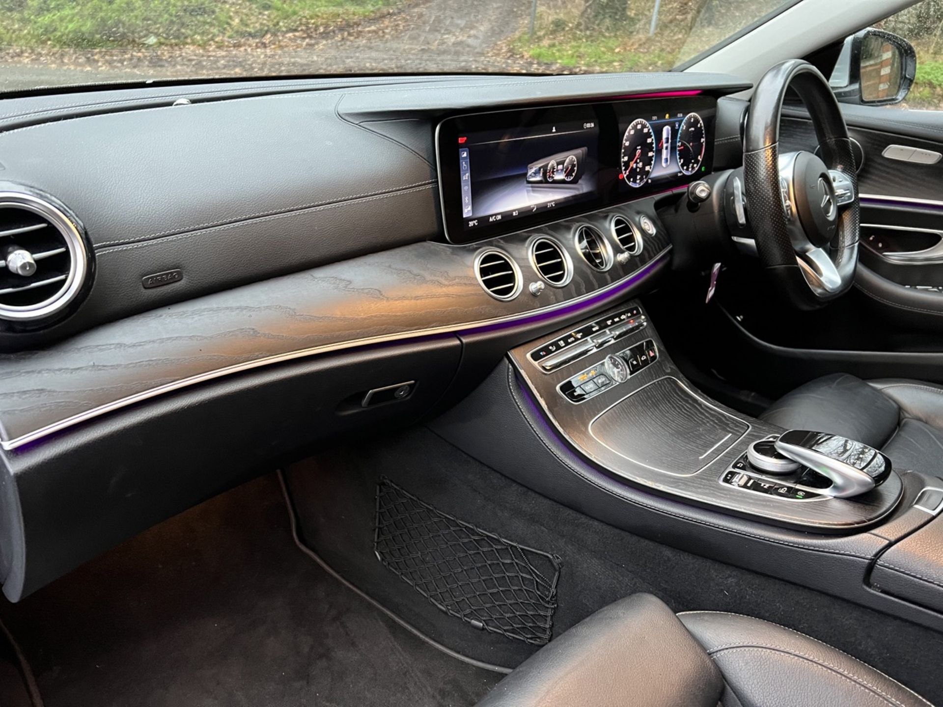(RESERVE MET)MERCEDES-BENZ E CLASS E220d AMG Line Edition - 9G Automatic "2020 Model" Air Con - 52K - Image 33 of 36