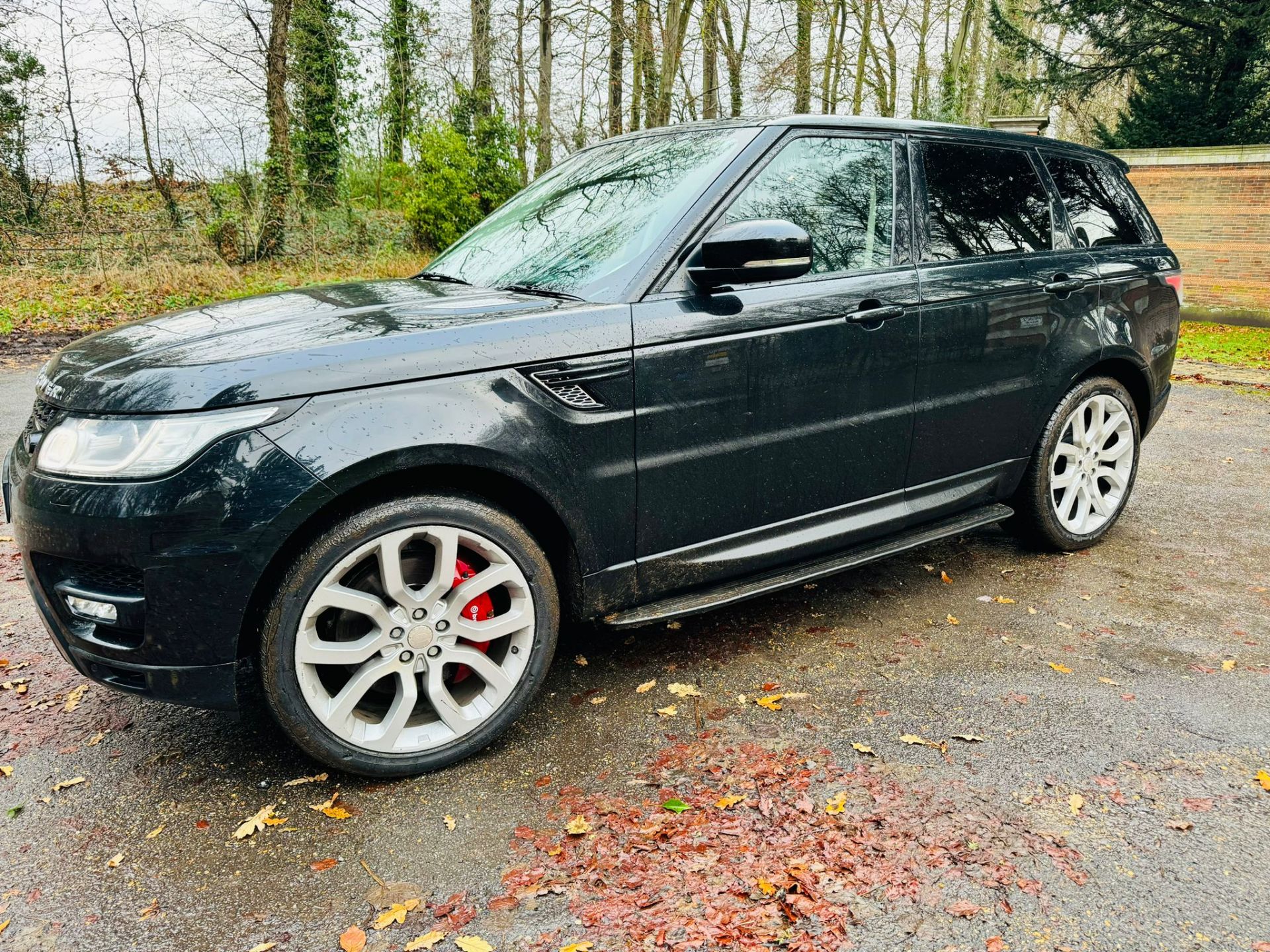 (RESERVE MET) RANGE ROVER SPORT 3.0 SDV6 HSE Dynamic Black Edition - Automatic - 2014 Reg - Sunroof - Image 5 of 30