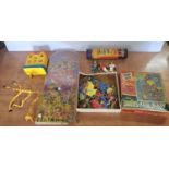 Collection of vintage games, jigsaws and toys etc (Qty)