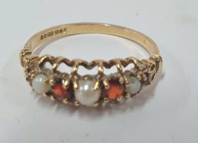 Ladies antique Garnet and seed Pearl 9ct yellow gold ring, 1.7 grams gross size N