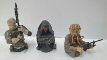 3 Star Wars Gentle giants including Dengar, Darth Maul, and Zuckuss - all limited edition (3)