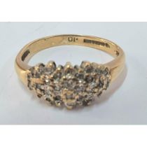 Gents misshaped 9ct yellow gold ring with diamond chips, 3.9 grams