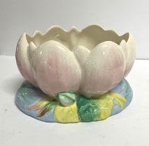 Clarice Cliff Newport Pottery 1930s Pink Water-lilly Lotus bowl