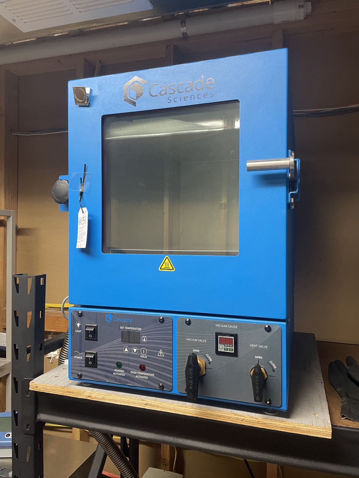 Used Cascade Sciences Vacuum Oven. Model CVO-2 w/ Edwards Vacuum Pump Model E2M30