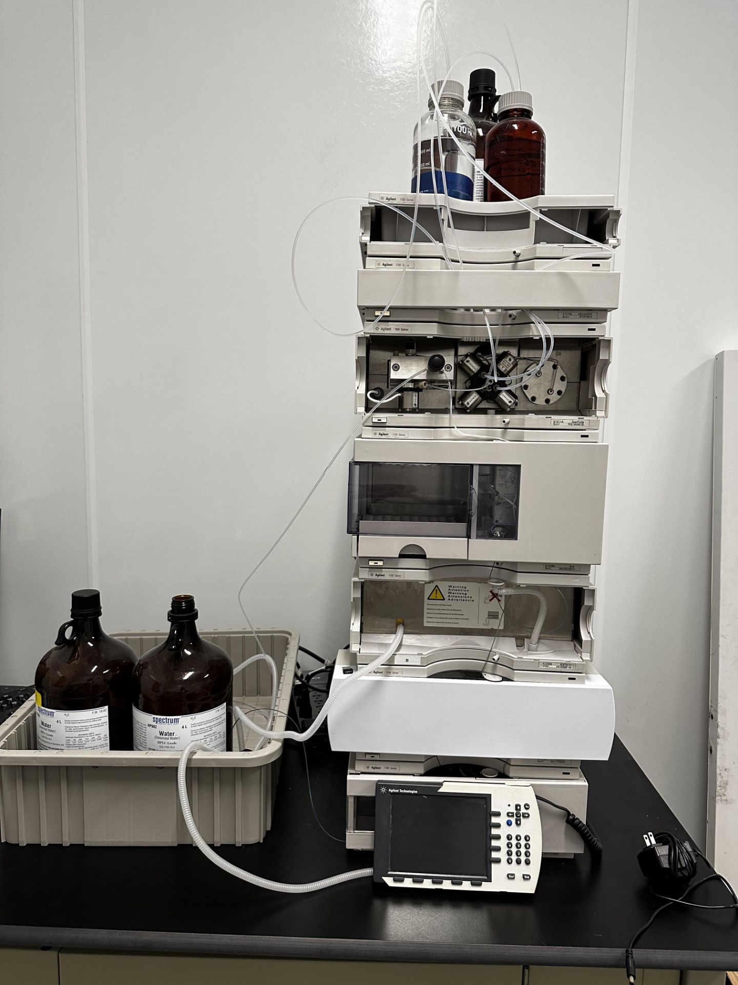 Unused Agilent 1100 Series System. Complete Package. Installed and Tested Only.