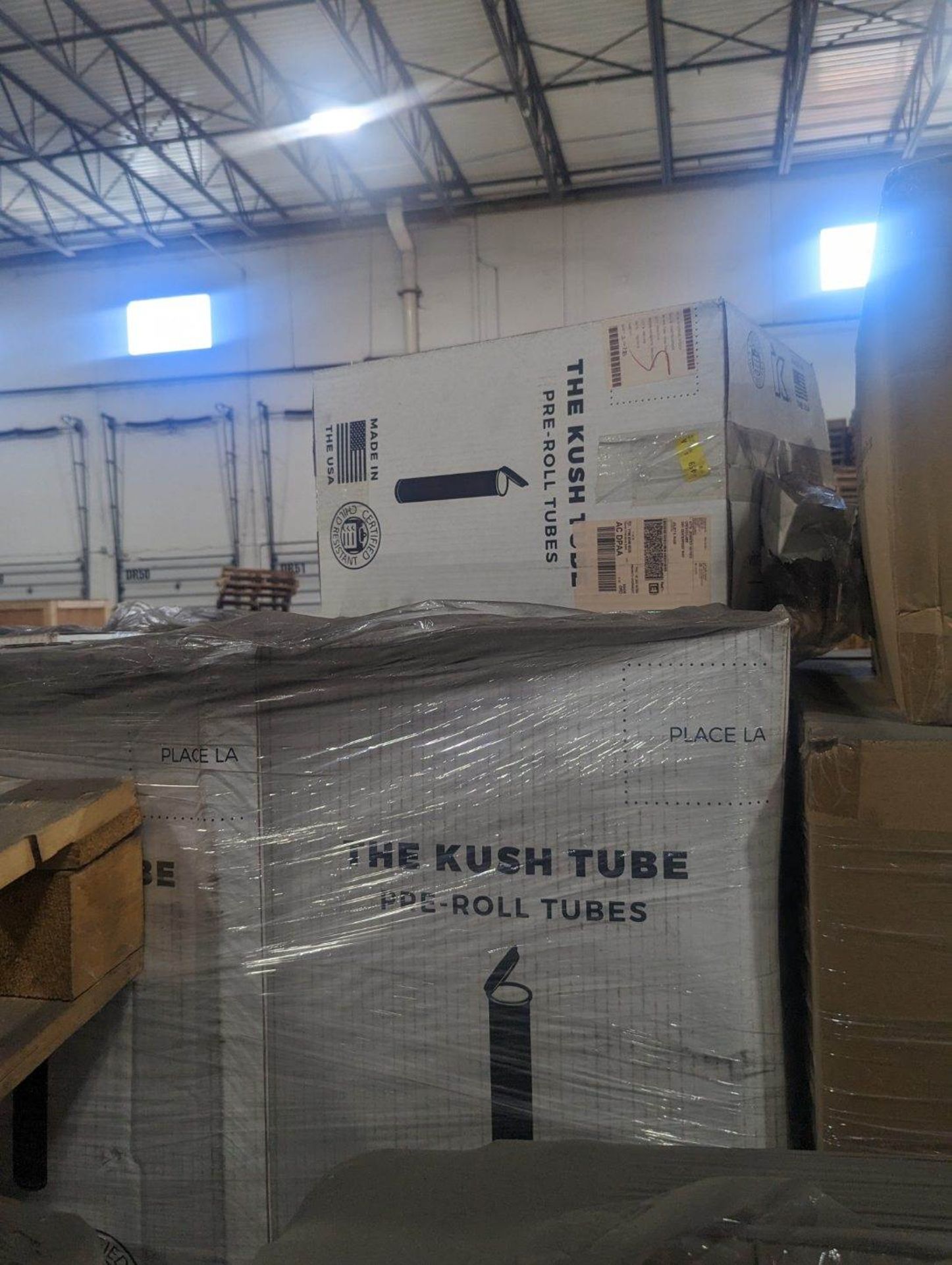 Lot of 26,000 Unused "The Kush Tube" 90 mm Snap Cap Joint Tubes. SKU 100760-000000. Color: Clear - Image 4 of 5