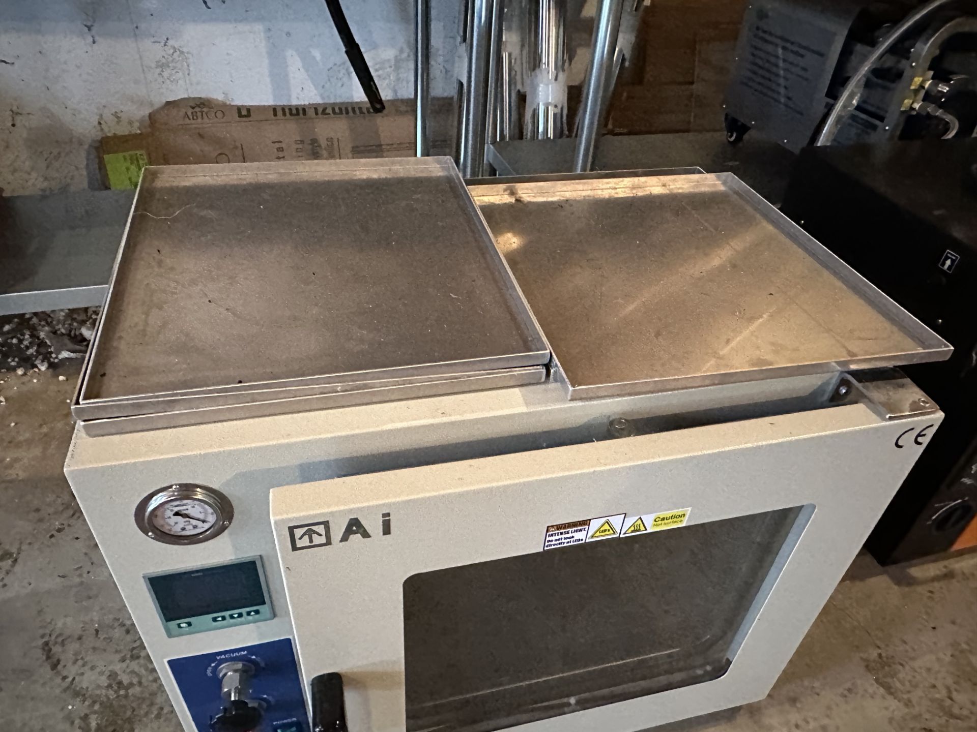 Lot of (3) Used Vacuum Ovens & (3) Vacuum Pumps: (1) Ai Oven and (2) BVV ECO Vacuum Ovens - Image 3 of 26