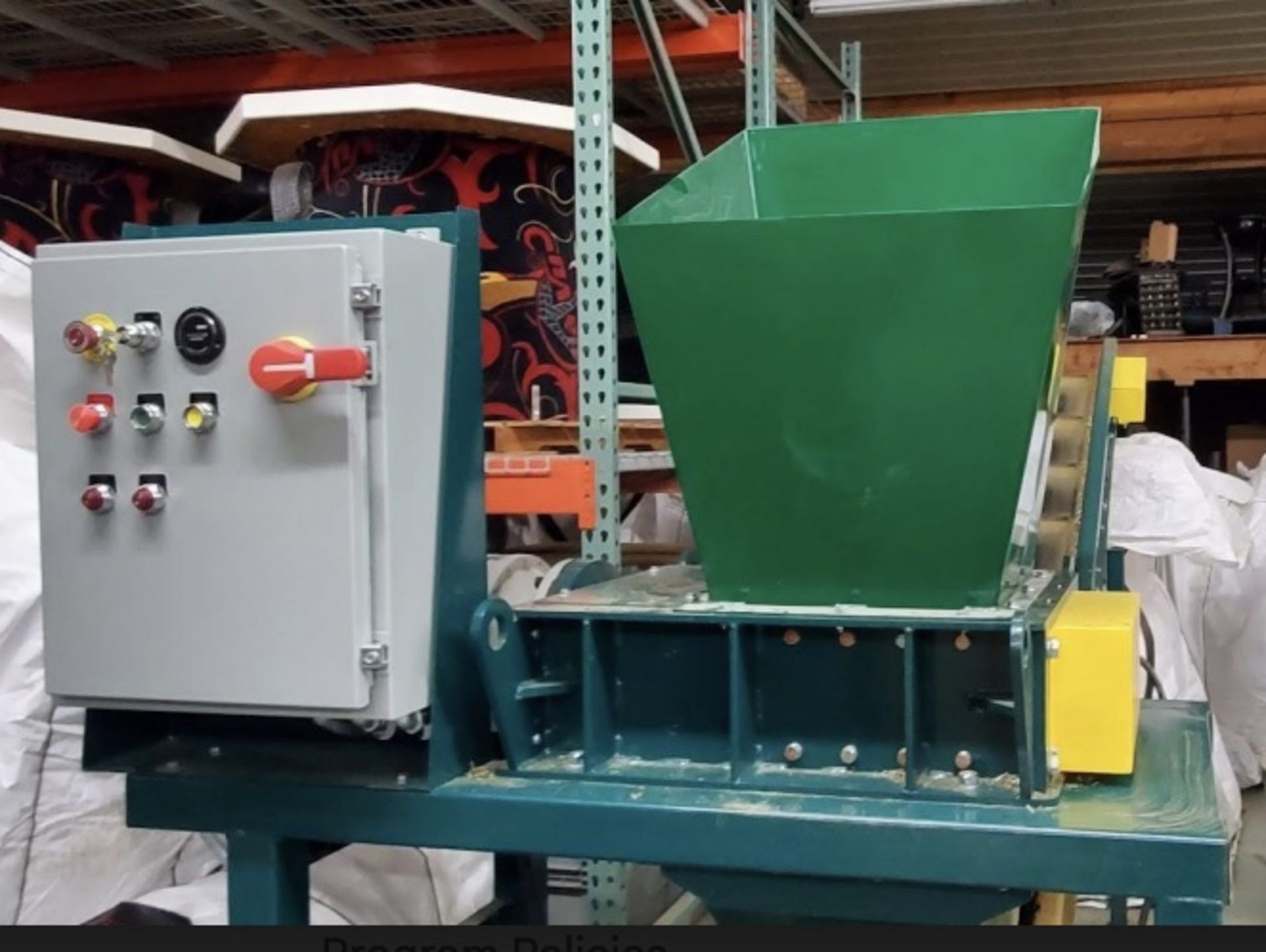 High Yield Solutions Corp Large Scale Grinder. Model Plant Muncher. Model 21010