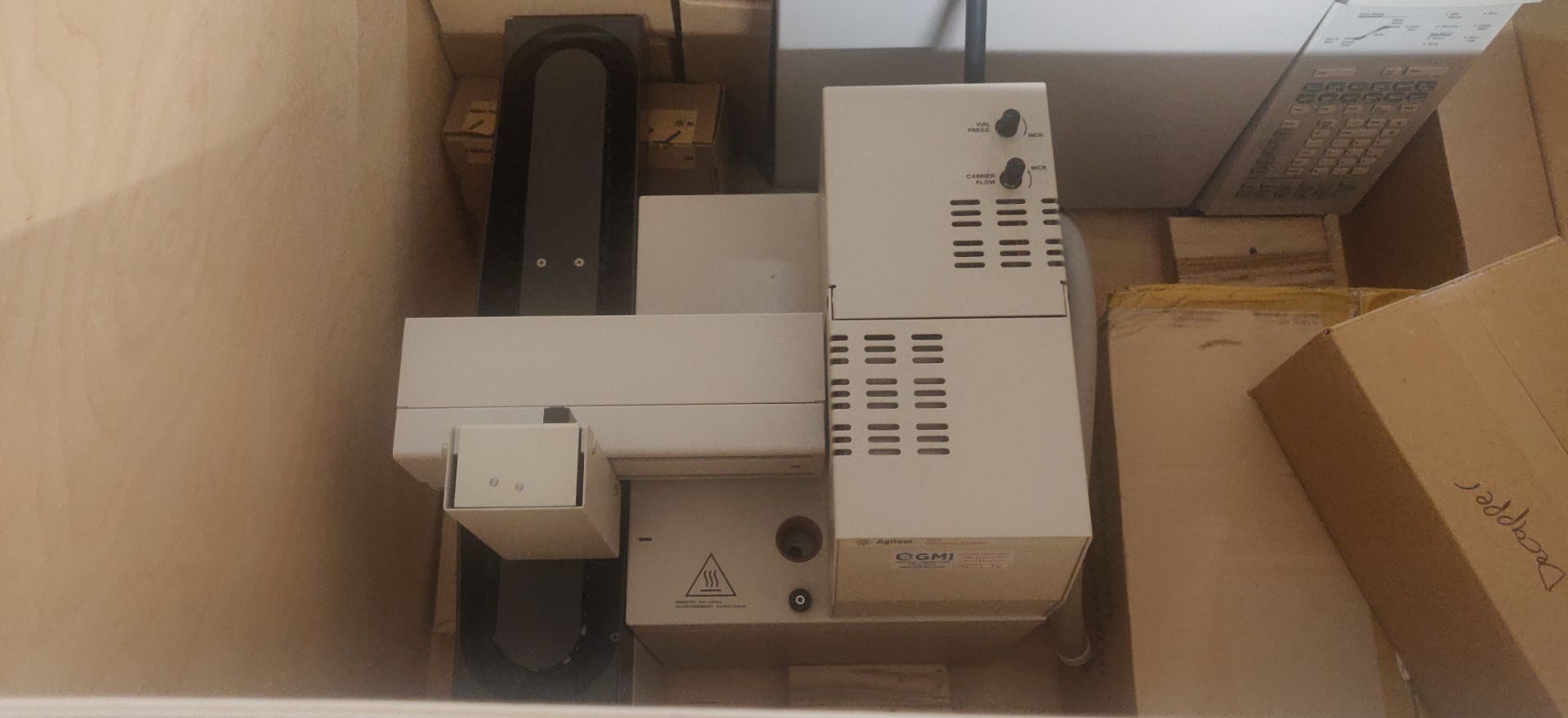 Used HP & Agilent Gas Chromatography Equipment with Restek Accessories. - Image 8 of 10