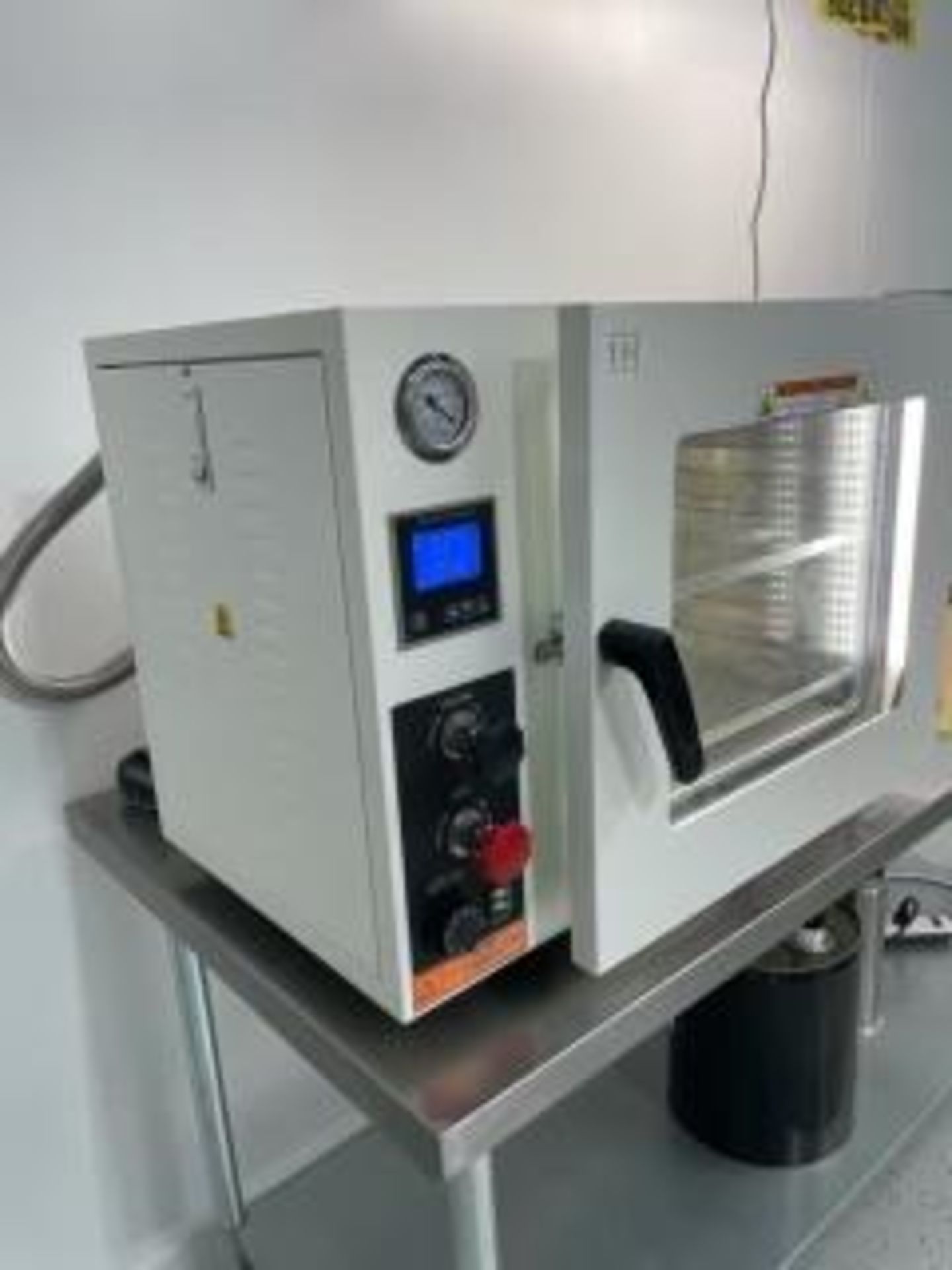 Used Across International ECO 150C 1.9 Cu Ft Vacuum Drying Oven With LED Lights. Model AT19e