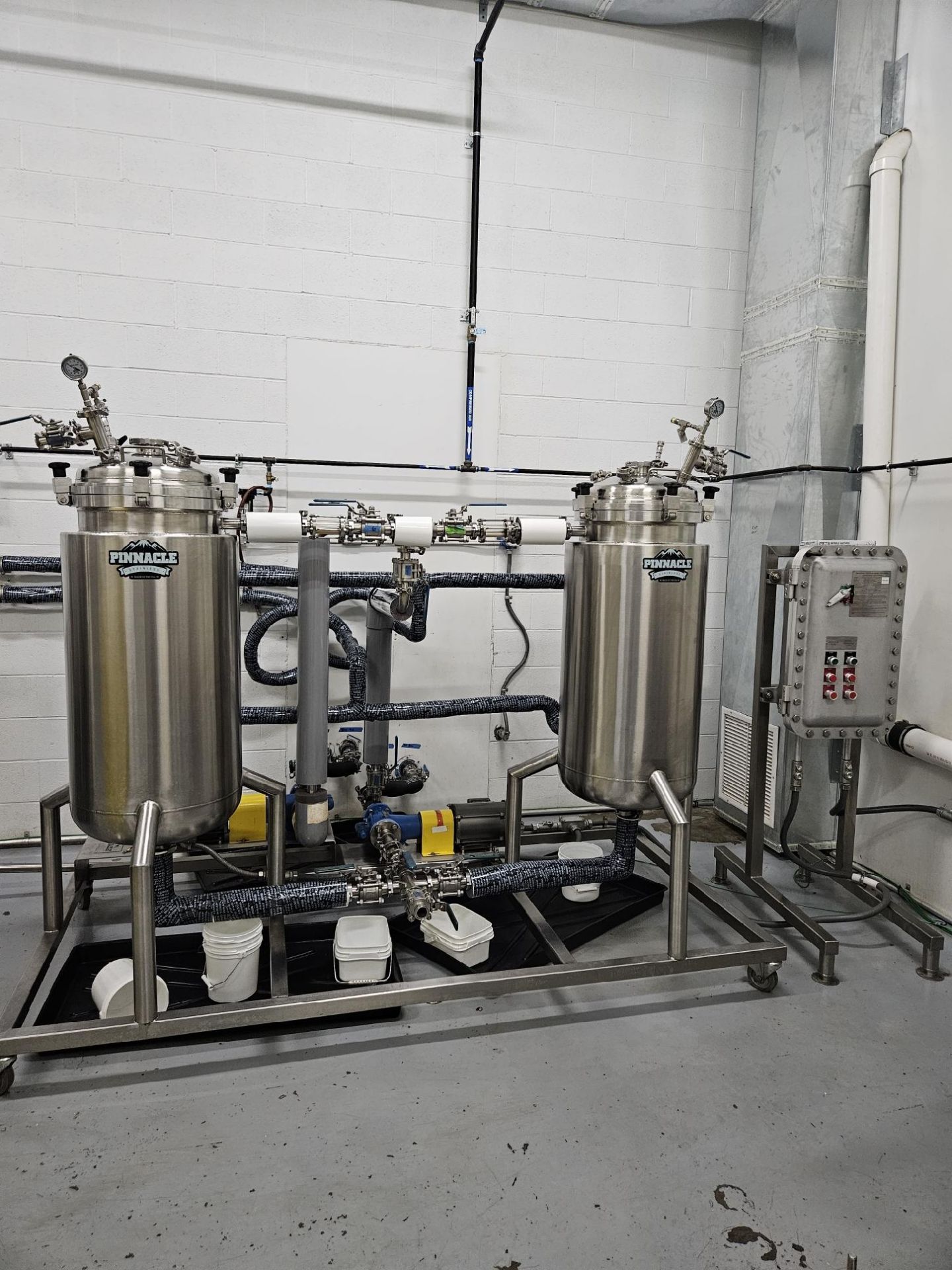 Used-Pinnacle Stainless Full Extraction Set Up Including AES, SRS, HFS, Centrifuge and more - Image 4 of 6