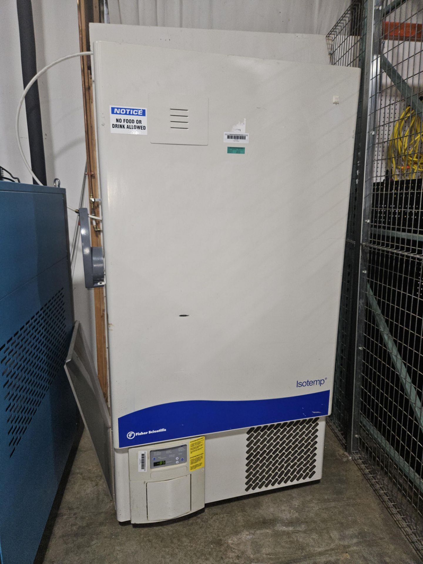 Used Thermo Scientific Forma 8694 -86°C Upright Freezer. Model 8694. Specs & Features: