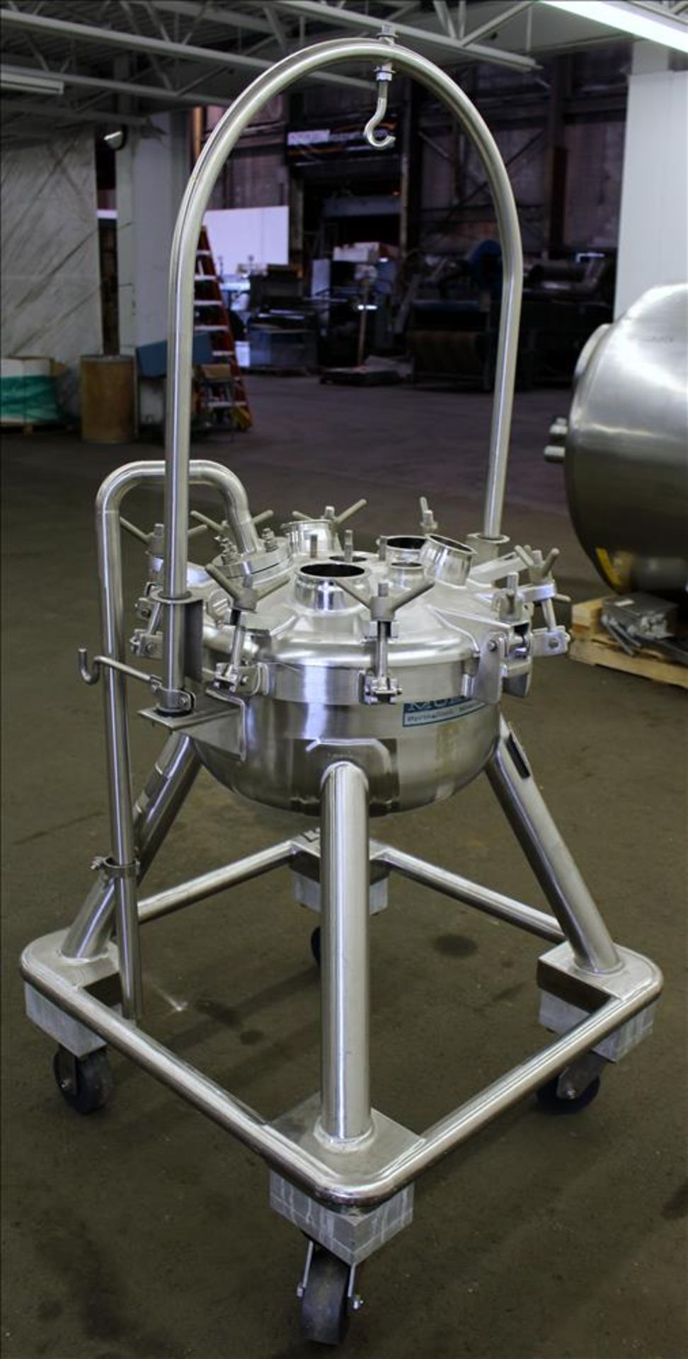 Used- Mueller Pressure Tank, Approximate 40 Liter (10.5 Gallon), 316L Stainless Steel, Vertical - Image 3 of 13